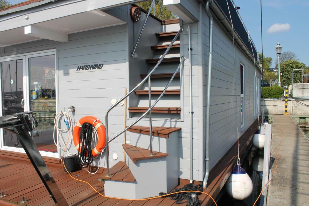 Hausboot Deluxe * Berlim